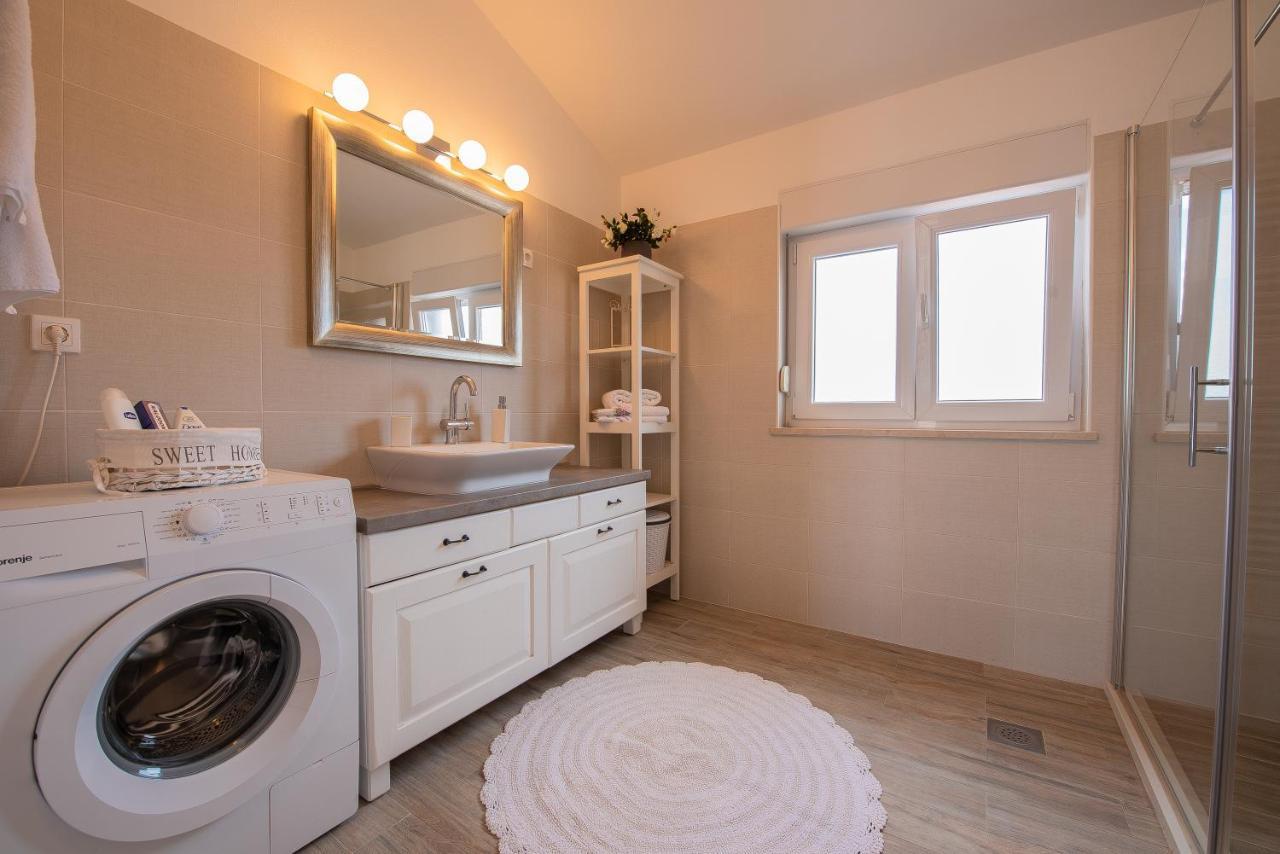 Spacious Chic Residence ザダル エクステリア 写真